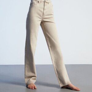 Beige '90s Boyfriend Jeans